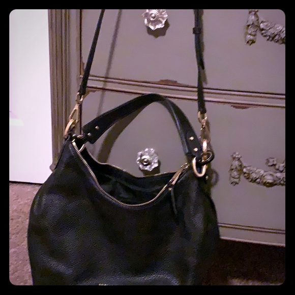 Medium size Michael Kors shoulder bag - Picture 2 of 4